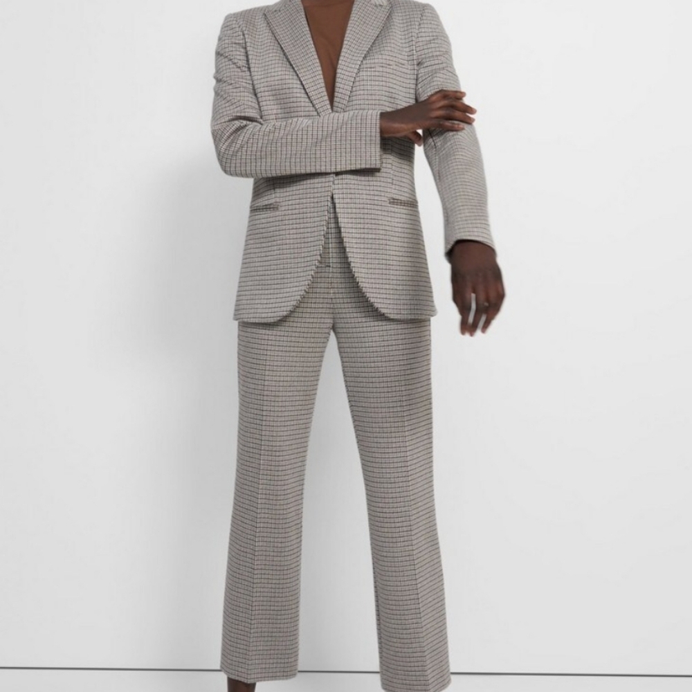 Theory soft suit. Worn once